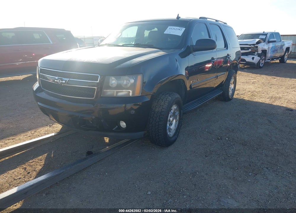 2008 CHEVROLET TAHOE LT VIN: 1GNFC13098R189829