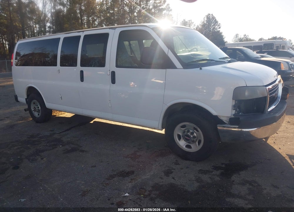 2014 GMC SAVANA 3500 LT VIN: 1GJZ71FA4E1155380