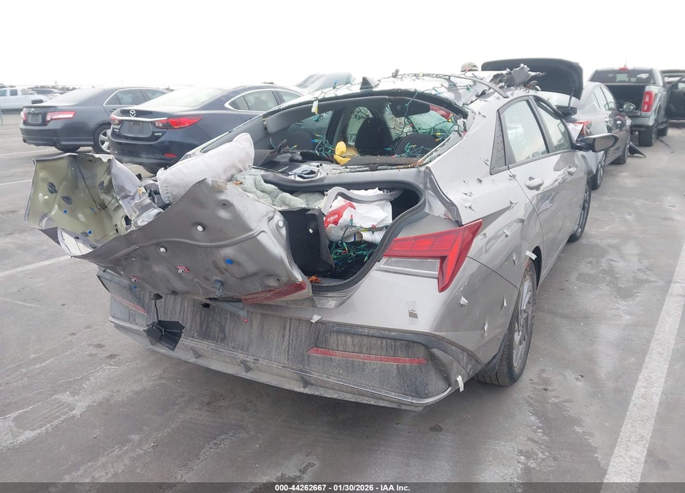 2024 HYUNDAI ELANTRA HYBRID BLUE VIN: KMHLM4DJ0RU095981