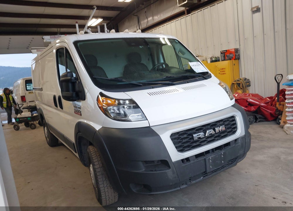 2022 RAM PROMASTER 2500 LOW ROOF 136 WB VIN: 3C6LRVVG8NE134668