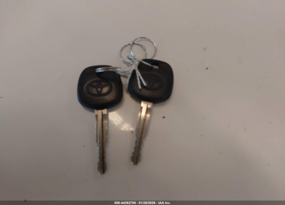 2005 TOYOTA COROLLA S VIN: 2T1BR32E55C419001
