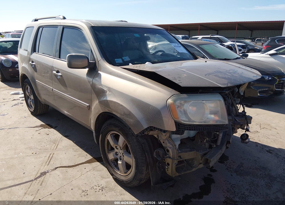 2011 HONDA PILOT EX-L VIN: 5FNYF3H64BB035222