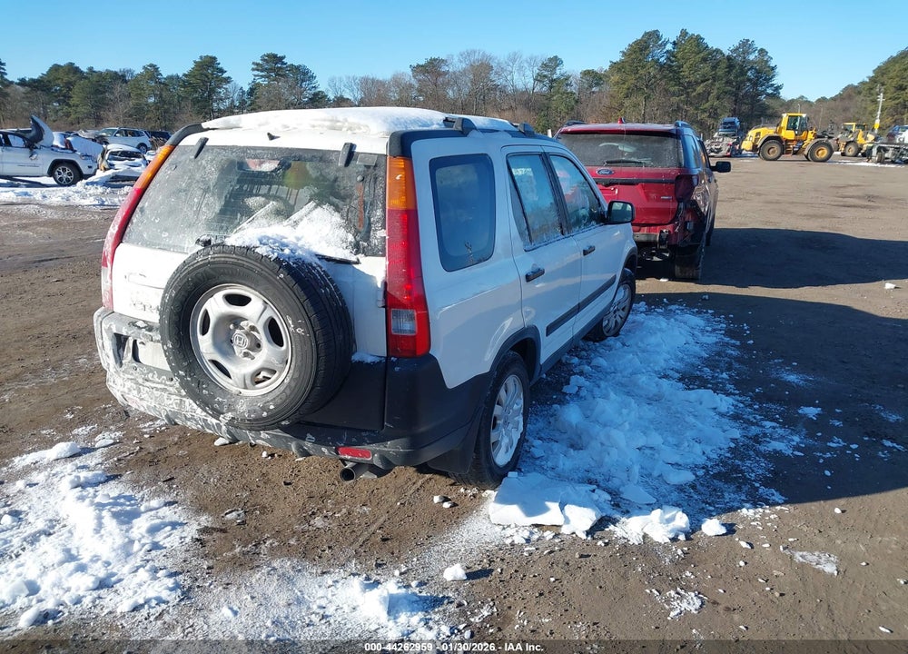 2002 HONDA CR-V LX VIN: JHLRD68422C002617