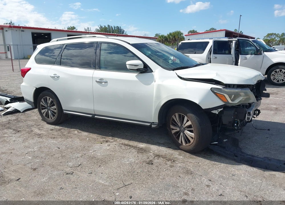 2018 NISSAN PATHFINDER SV VIN: 5N1DR2MM3JC625391