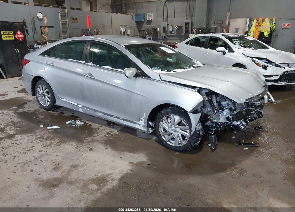 2014 HYUNDAI SONATA GLS VIN: 5NPEB4AC5EH823033