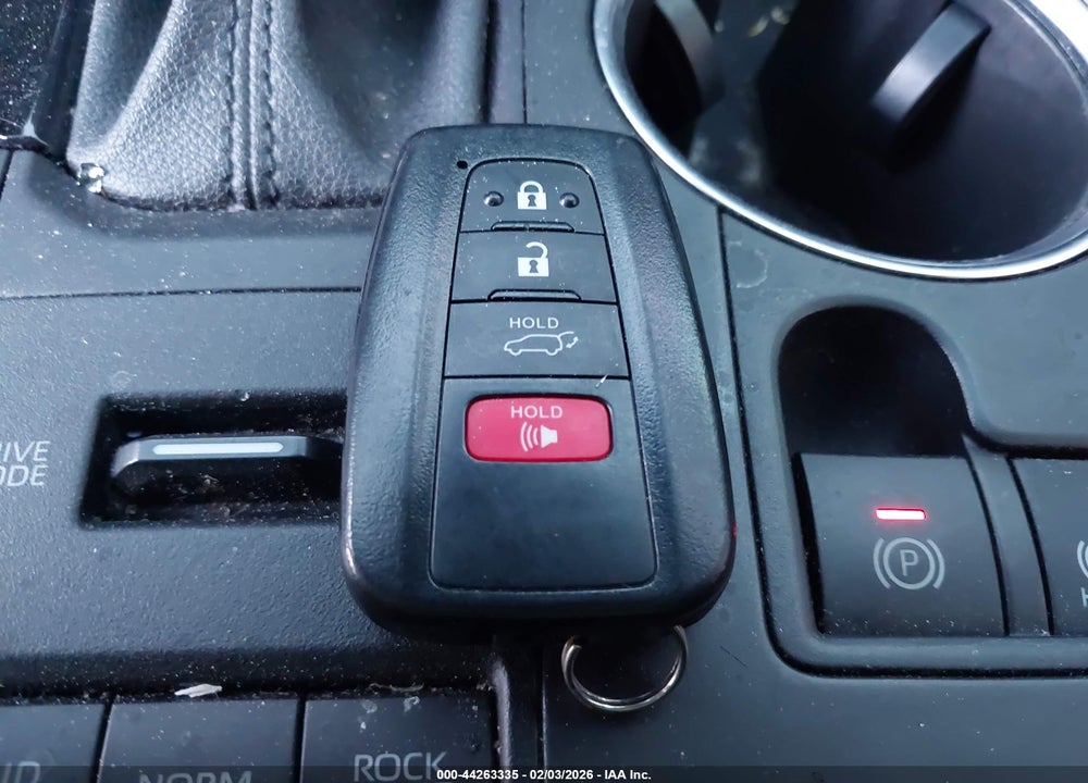 2021 TOYOTA HIGHLANDER XLE VIN: 5TDGZRBH1MS153467