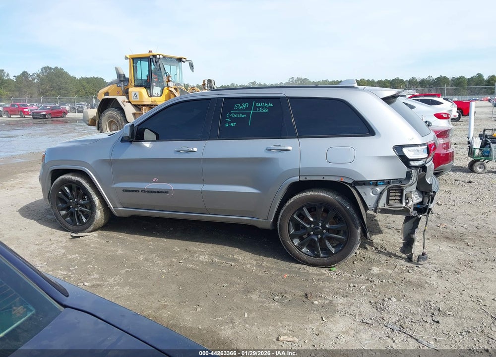 2020 JEEP GRAND CHEROKEE ALTITUDE 4X2 VIN: 1C4RJEAG3LC365174