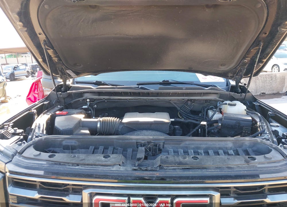 2025 GMC SIERRA 2500HD 4WD  STANDARD BED AT4 VIN: 1GT4UPE74SF334813