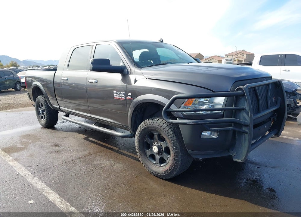 2017 RAM 2500 BIG HORN  4X4 6'4 BOX VIN: 3C6UR5ML8HG502620