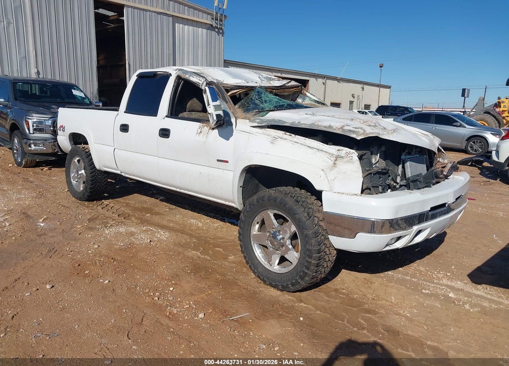 2005 CHEVROLET SILVERADO 2500HD LT VIN: 1GCHK23275F942072