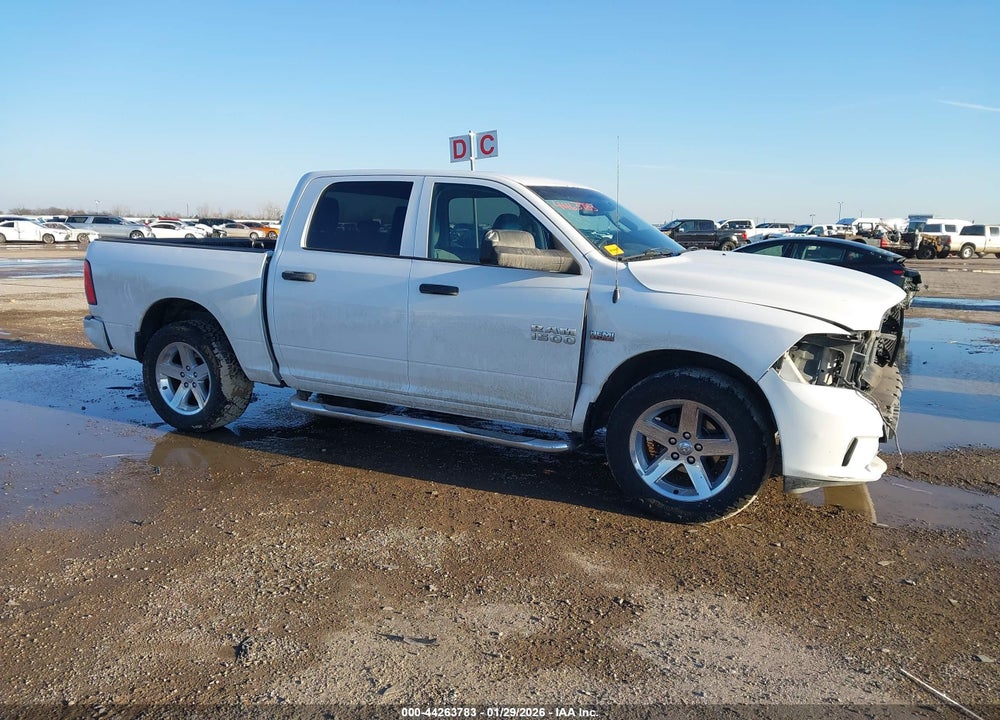 2014 RAM 1500 EXPRESS VIN: 1C6RR7KTXES303593