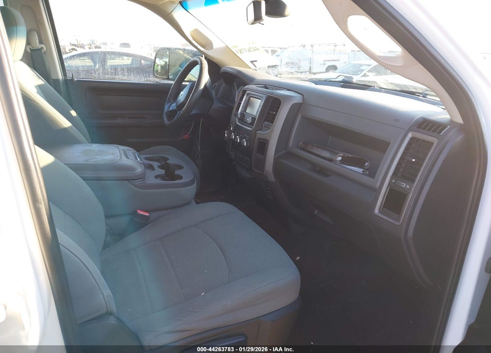 2014 RAM 1500 EXPRESS VIN: 1C6RR7KTXES303593