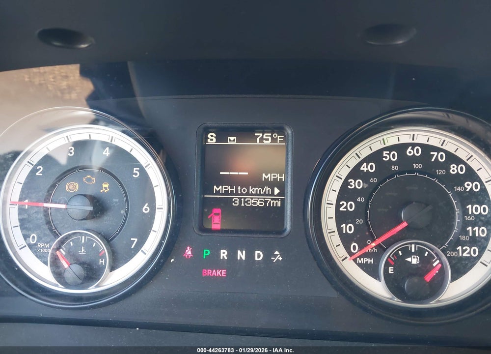 2014 RAM 1500 EXPRESS VIN: 1C6RR7KTXES303593
