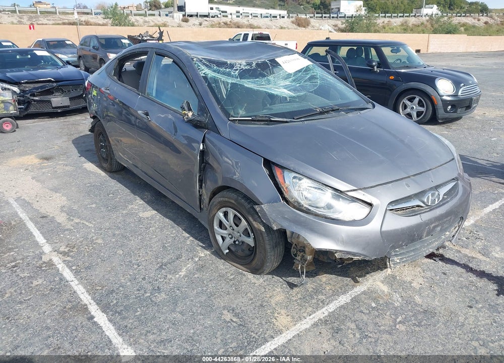 2013 HYUNDAI ACCENT GLS VIN: KMHCT4AE1DU504153