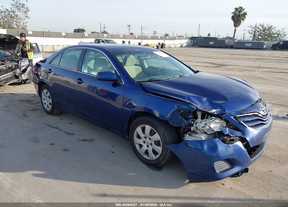 2011 TOYOTA CAMRY LE VIN: 4T1BF3EK9BU722786