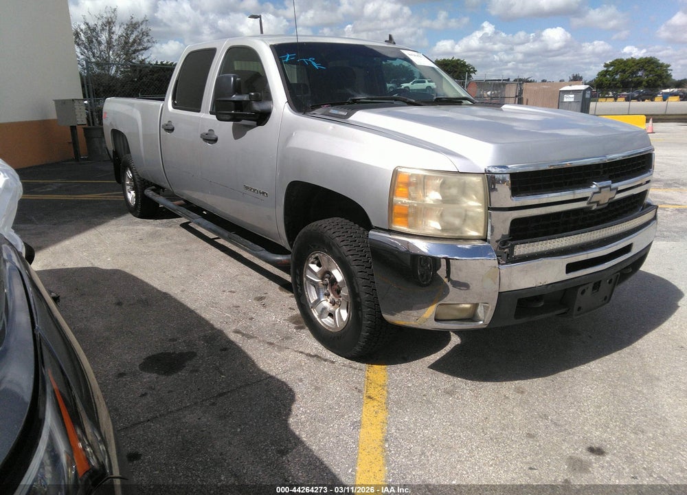 2010 CHEVROLET SILVERADO 3500HD LT VIN: 1GC4K0B63AF112559