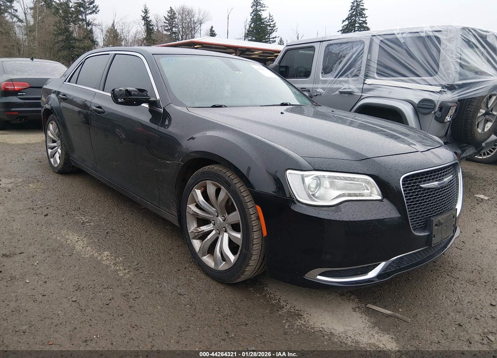 2019 CHRYSLER 300 TOURING L VIN: 2C3CCAAG7KH547954