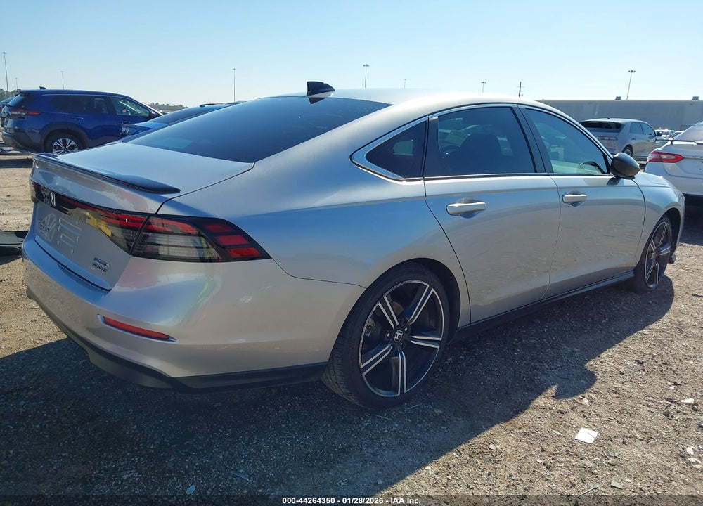 2024 HONDA ACCORD HYBRID SPORT VIN: 1HGCY2F55RA052673