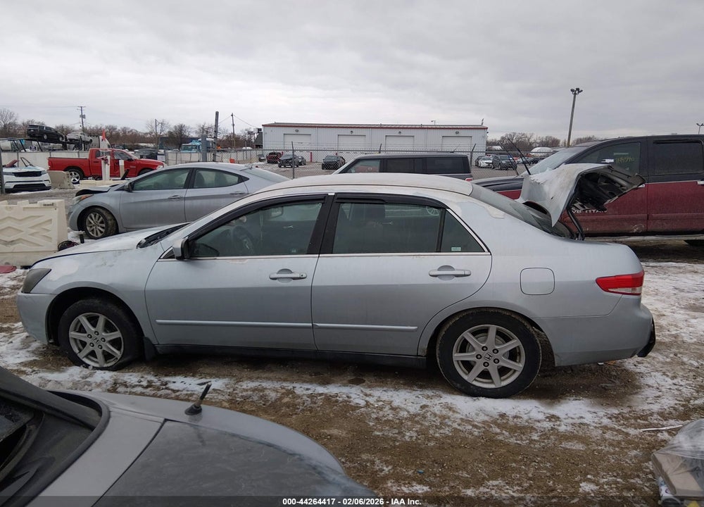 2003 HONDA ACCORD 2.4 LX VIN: 1HGCM553X3A026333