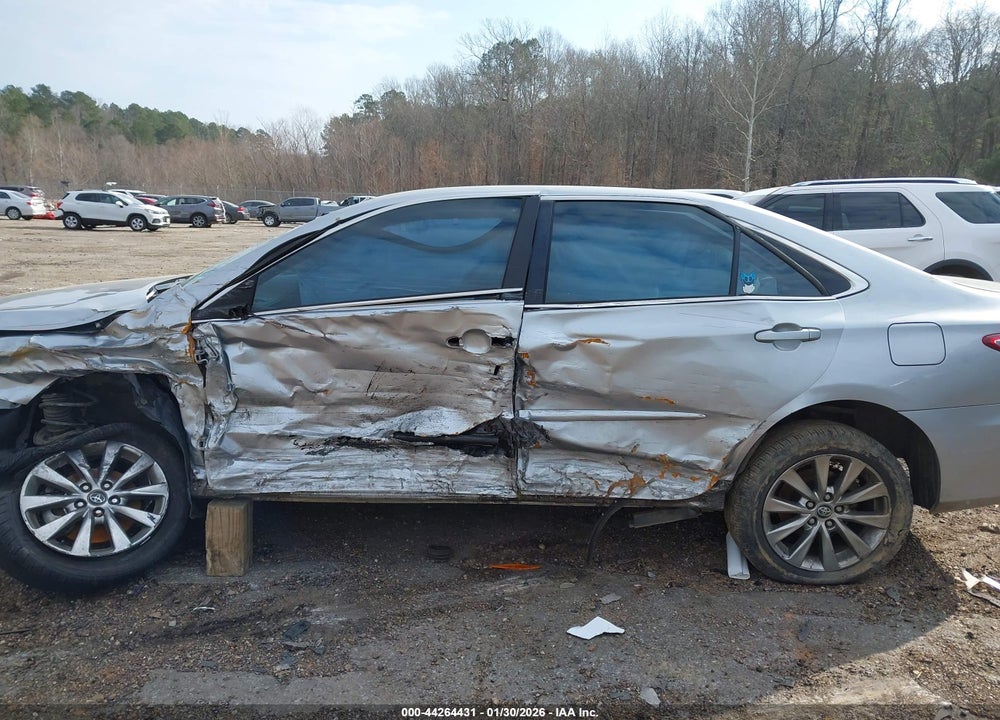2017 TOYOTA CAMRY XLE VIN: 4T1BF1FK9HU326952