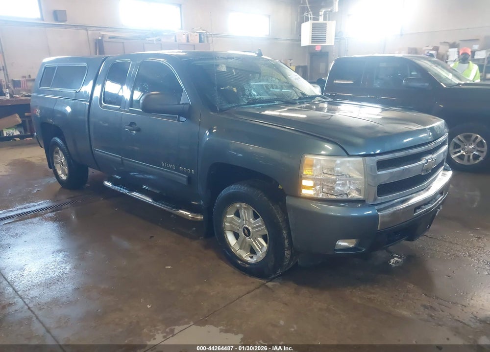 2009 CHEVROLET SILVERADO 1500 LT VIN: 1GCEK29069Z270244