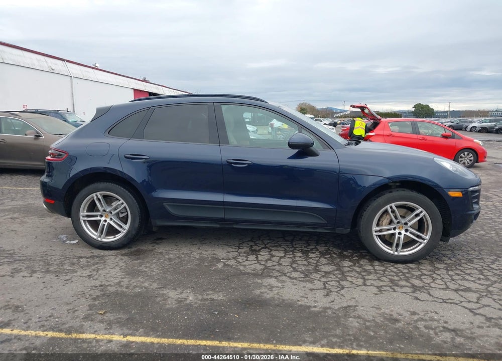 2018 PORSCHE MACAN S VIN: WP1AB2A55JLB37731