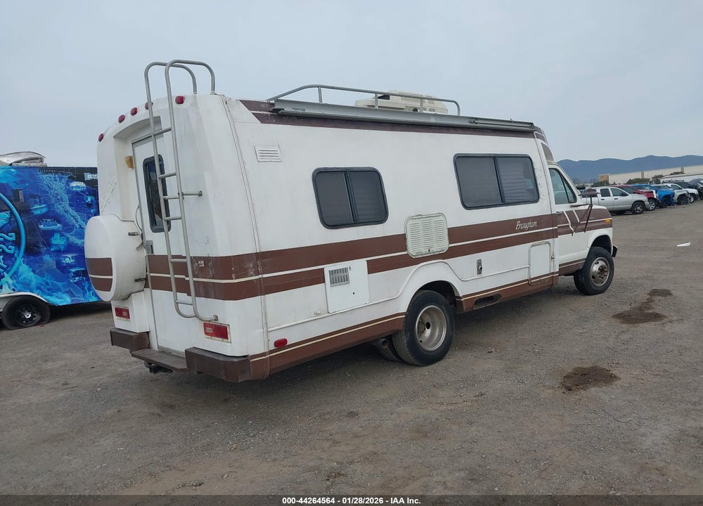 1981 FORD ECONOLINE E350 CUTAWAY VAN VIN: 1FDKE30Z5BHA86075