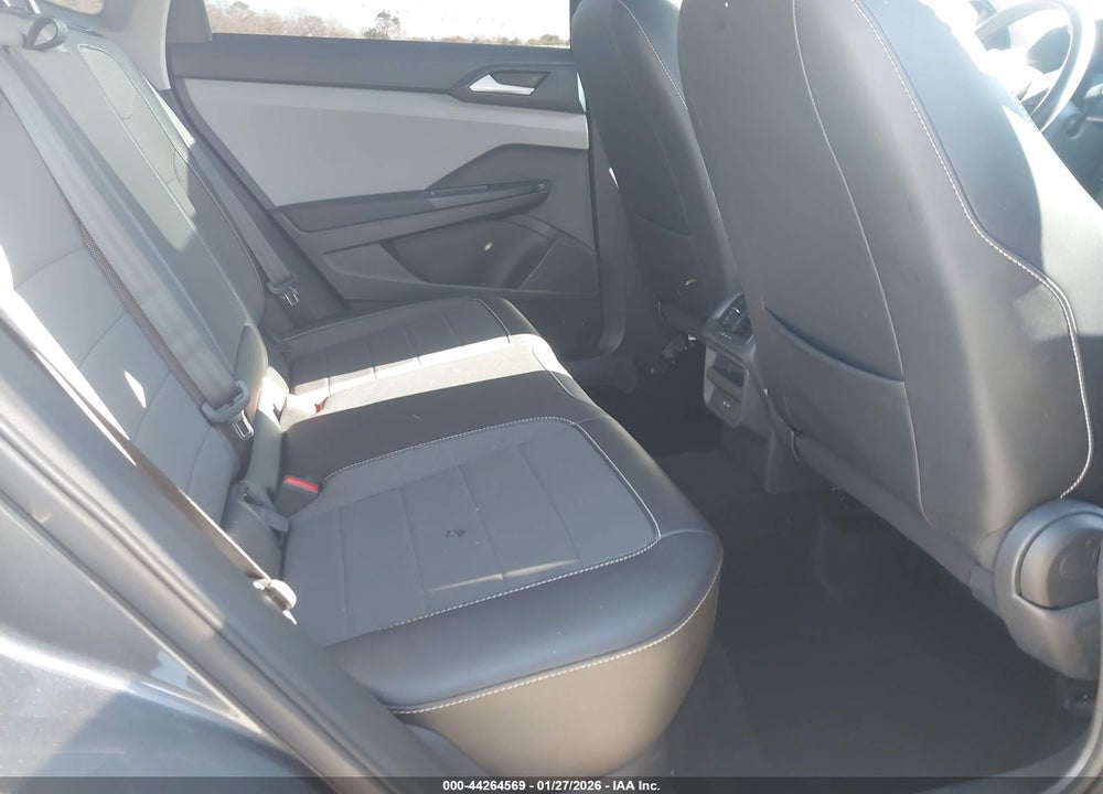 2022 VOLKSWAGEN TAOS 1.5T SE VIN: 3VVLX7B28NM012158