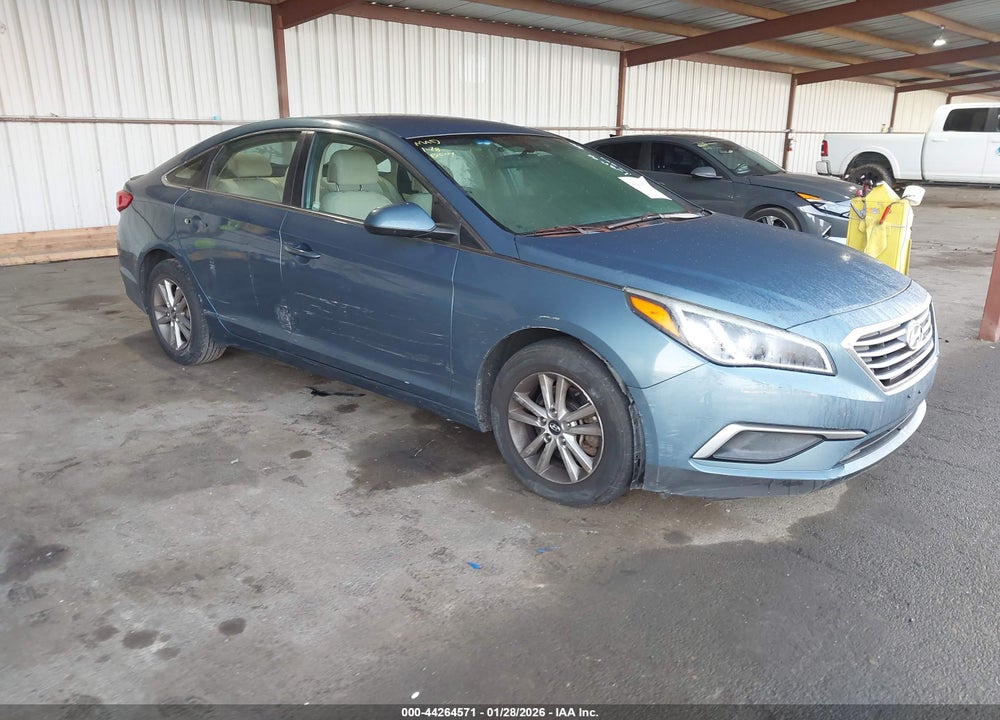 2017 HYUNDAI SONATA VIN: 5NPE24AF7HH518373