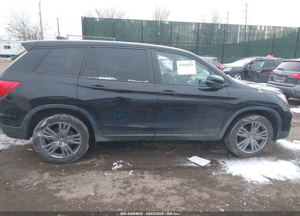 2019 HONDA PASSPORT EX-L VIN: 5FNYF8H59KB019862