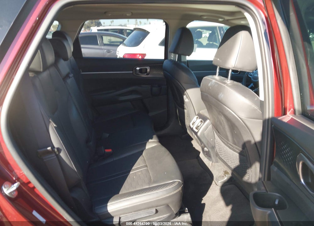 2025 KIA SORENTO S VIN: 5XYRL4JC8SG361438