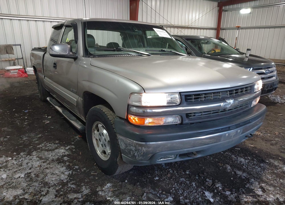 2000 CHEVROLET SILVERADO 1500 LT VIN: 1GCEK19T0YE157206