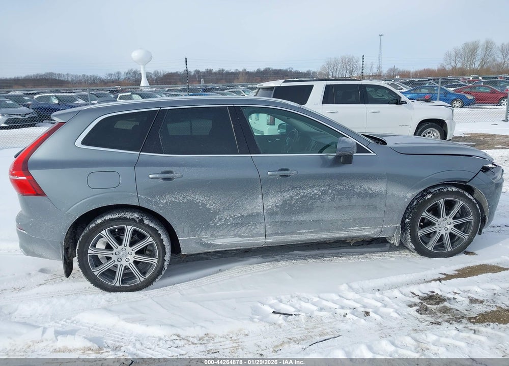 2021 VOLVO XC60 T5 INSCRIPTION VIN: YV4102RL5M1798425