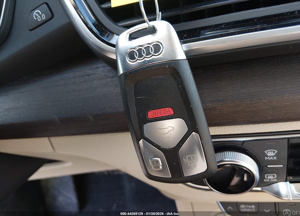 2024 AUDI Q5 PREMIUM 40 TFSI QUATTRO S TRONIC VIN: WA1ABAFY4R2025299