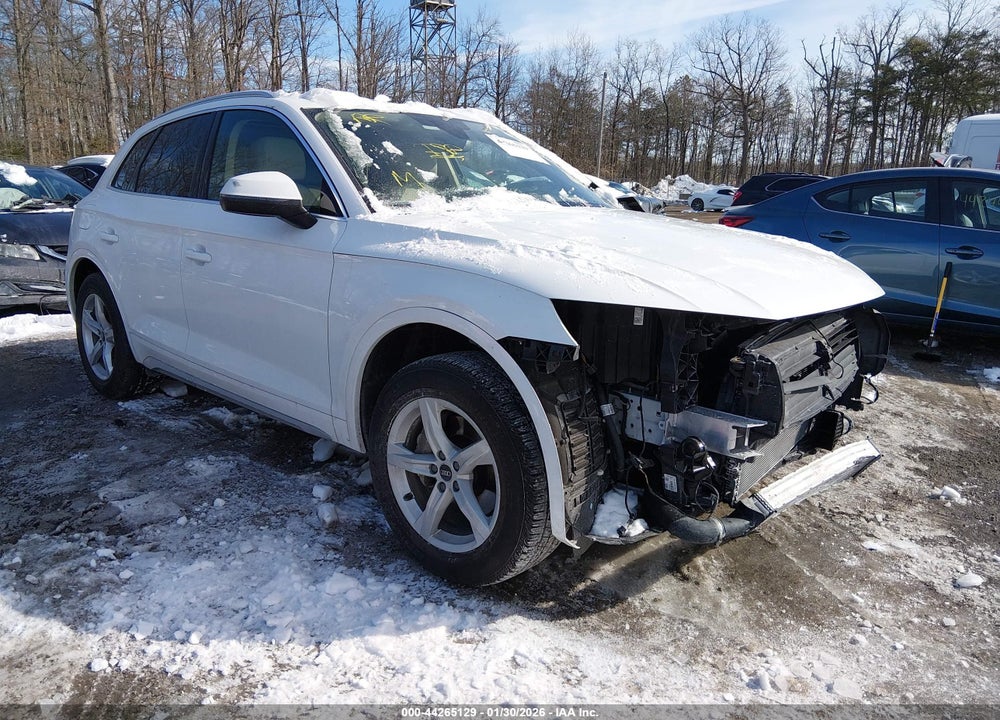 2024 AUDI Q5 PREMIUM 40 TFSI QUATTRO S TRONIC VIN: WA1ABAFY4R2025299