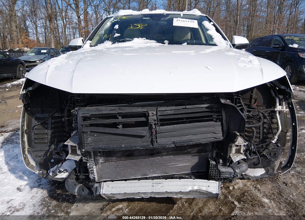 2024 AUDI Q5 PREMIUM 40 TFSI QUATTRO S TRONIC VIN: WA1ABAFY4R2025299