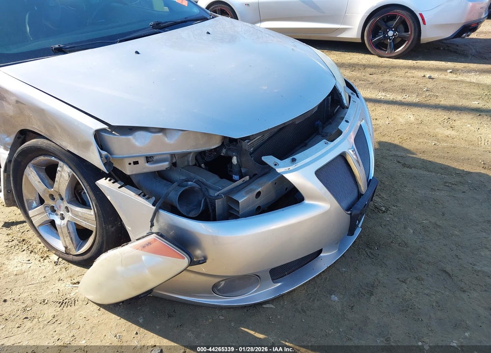 2008 PONTIAC G6 GXP VIN: 1G2ZM577684135133