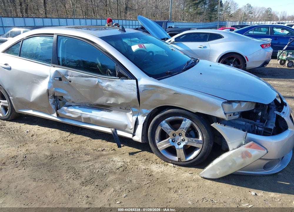 2008 PONTIAC G6 GXP VIN: 1G2ZM577684135133