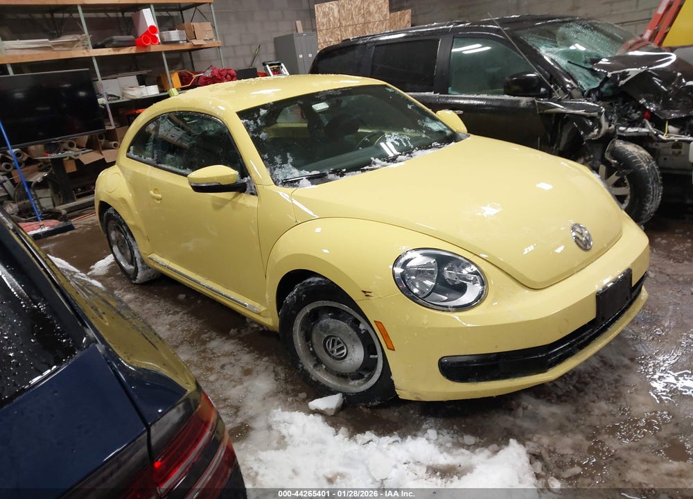 2012 VOLKSWAGEN BEETLE 2.5L VIN: 3VWJP7AT1CM633364