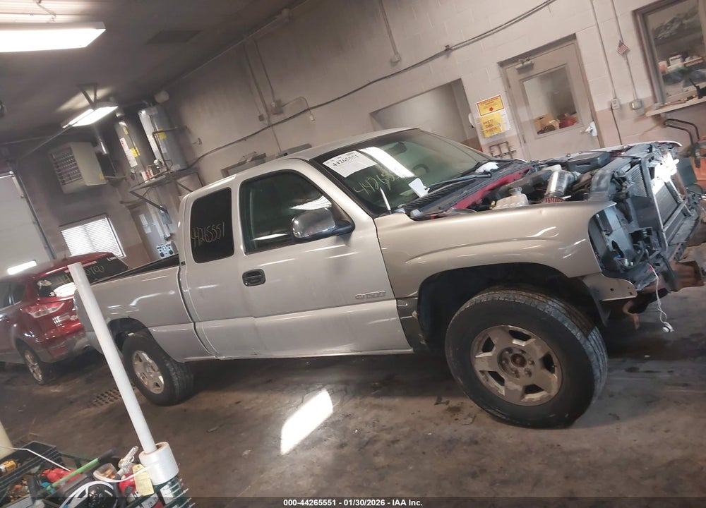 2000 CHEVROLET SILVERADO 1500 LS VIN: 2GCEK19T6Y1372722