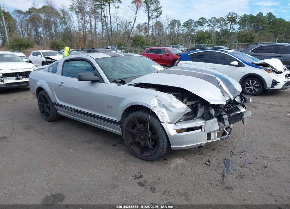 2007 FORD MUSTANG GT DELUXE/GT PREMIUM VIN: 1ZVFT82H475220366
