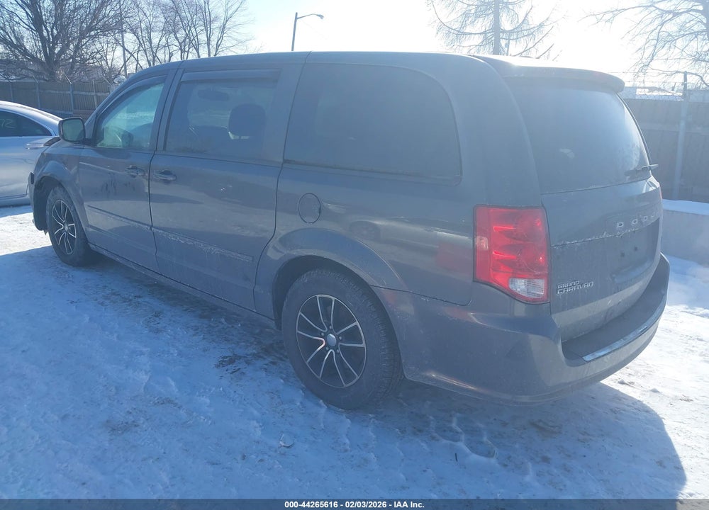 2015 DODGE GRAND CARAVAN R/T VIN: 2C4RDGEG9FR747640