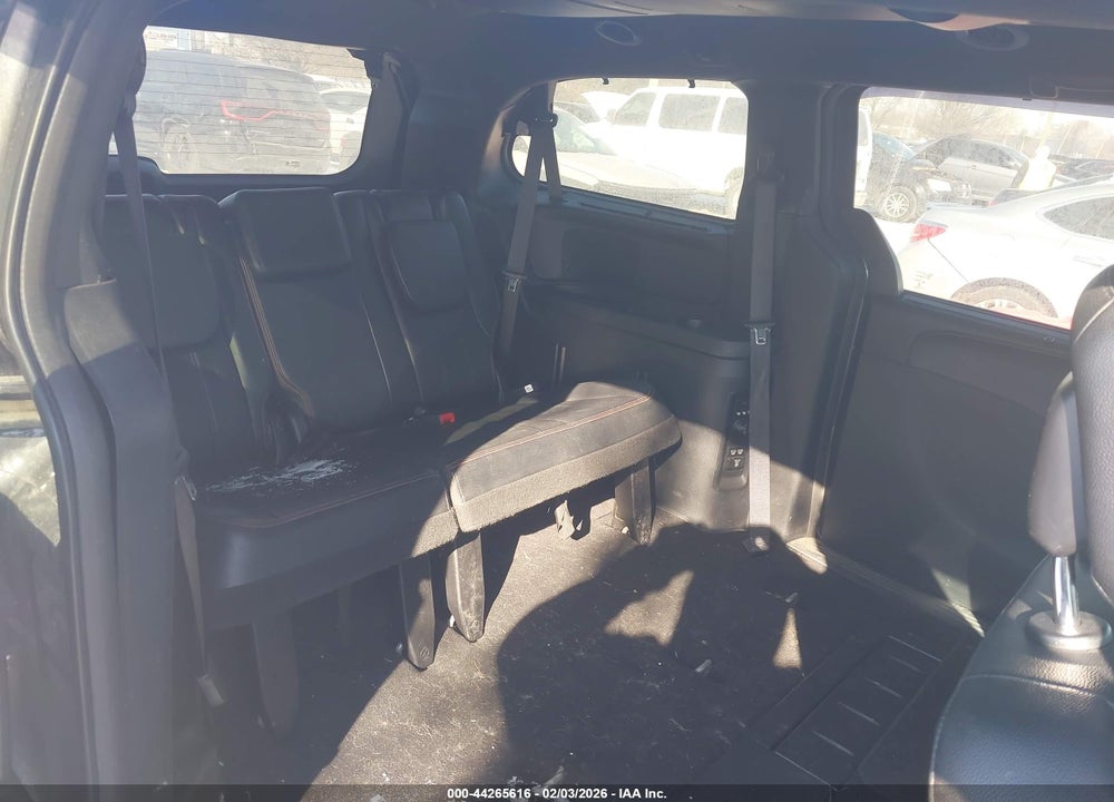 2015 DODGE GRAND CARAVAN R/T VIN: 2C4RDGEG9FR747640
