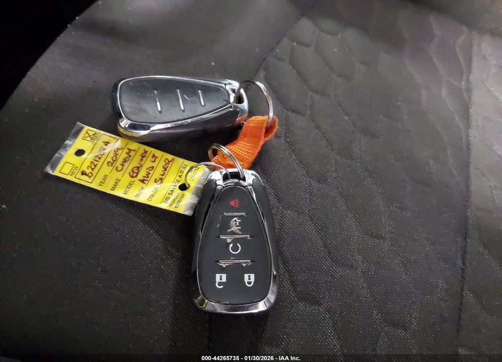2019 CHEVROLET EQUINOX LT VIN: 2GNAXUEV2K6208460
