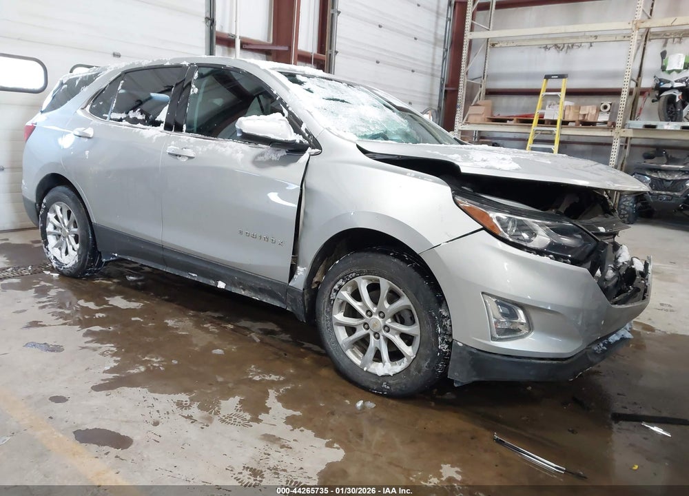 2019 CHEVROLET EQUINOX LT VIN: 2GNAXUEV2K6208460