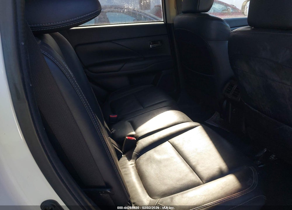 2019 MITSUBISHI OUTLANDER SEL VIN: JA4AZ3A37KZ026687