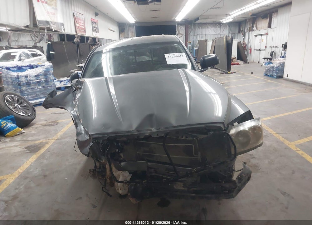 2005 DODGE DAKOTA SLT VIN: 1D7HW42N45S200138