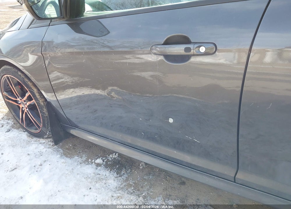2015 FORD FOCUS ST VIN: 1FADP3L99FL311271