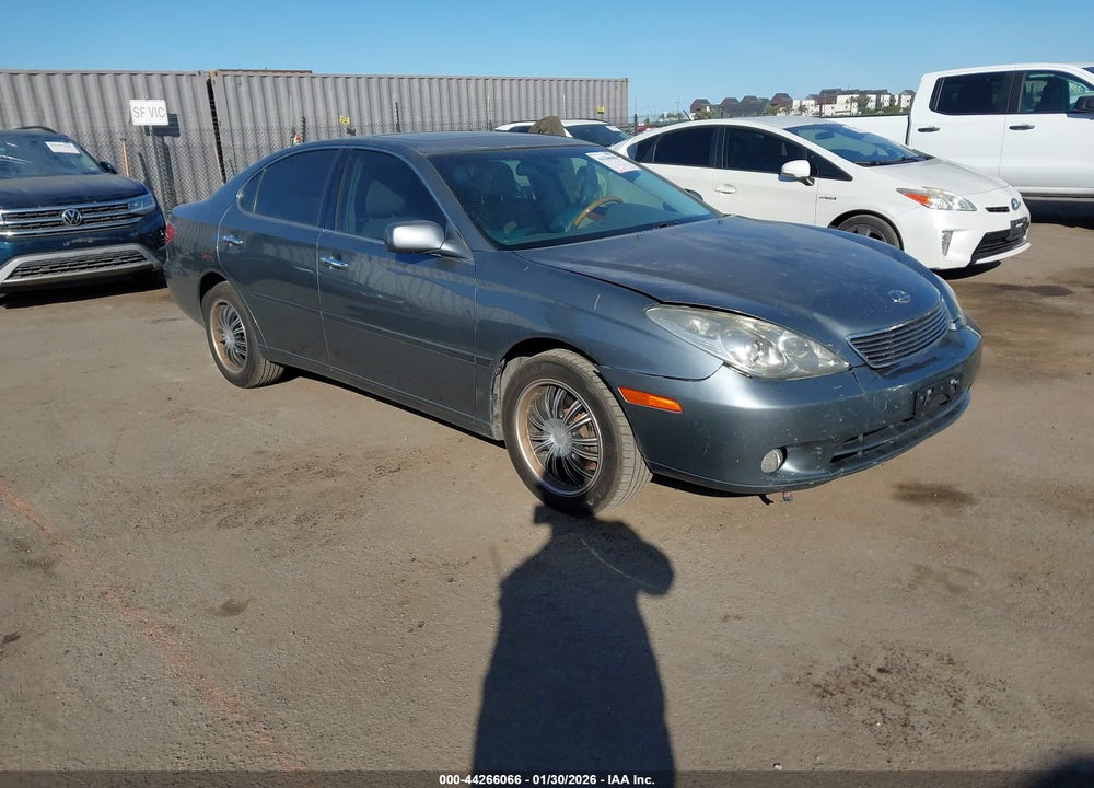 2005 LEXUS ES 330 VIN: JTHBA30G055134696