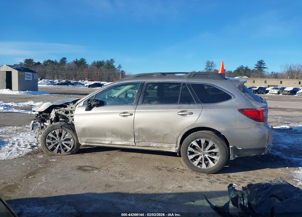 2017 SUBARU OUTBACK 2.5I LIMITED VIN: 4S4BSANCXH3281824